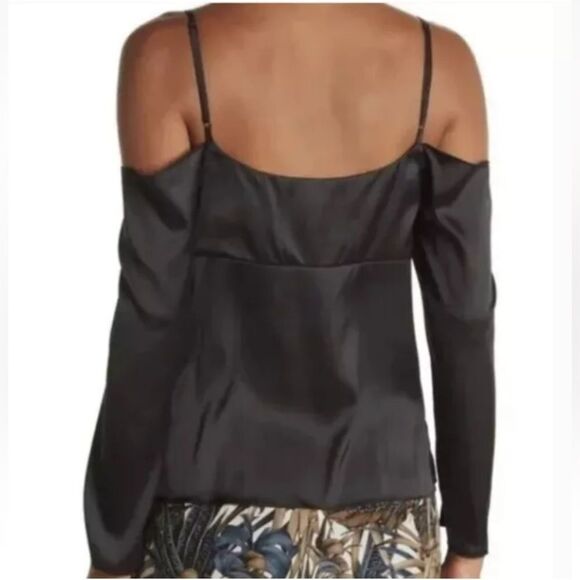 COPY - NWT WAYF Cold Shoulder Cami Blouse Sz XS - Picture 3 of 8